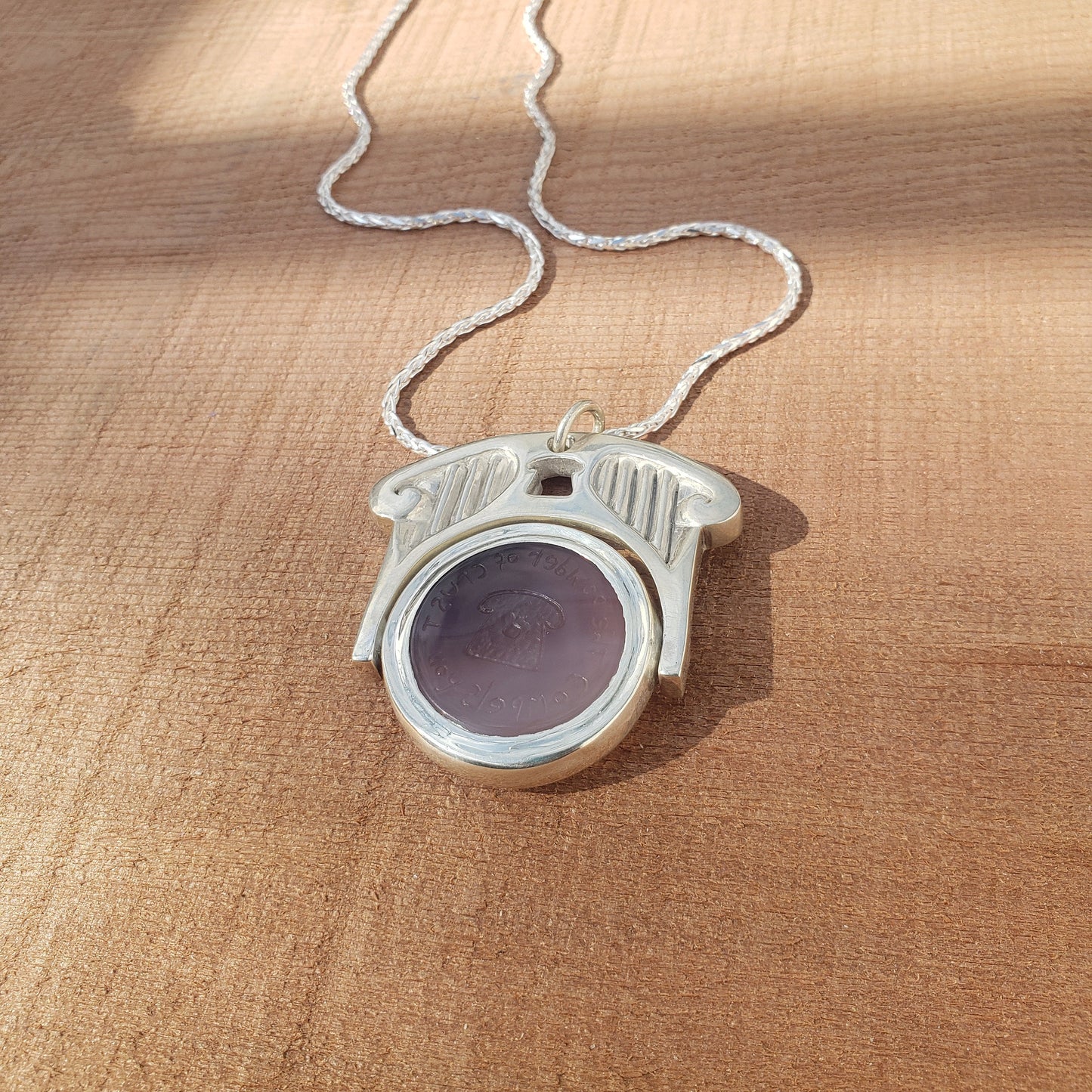 Agate toast pendant