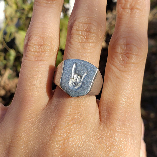 Hand horn wax seal signet ring