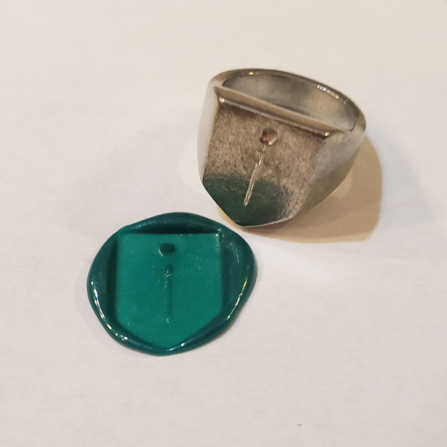 Hoe wax seal signet ring