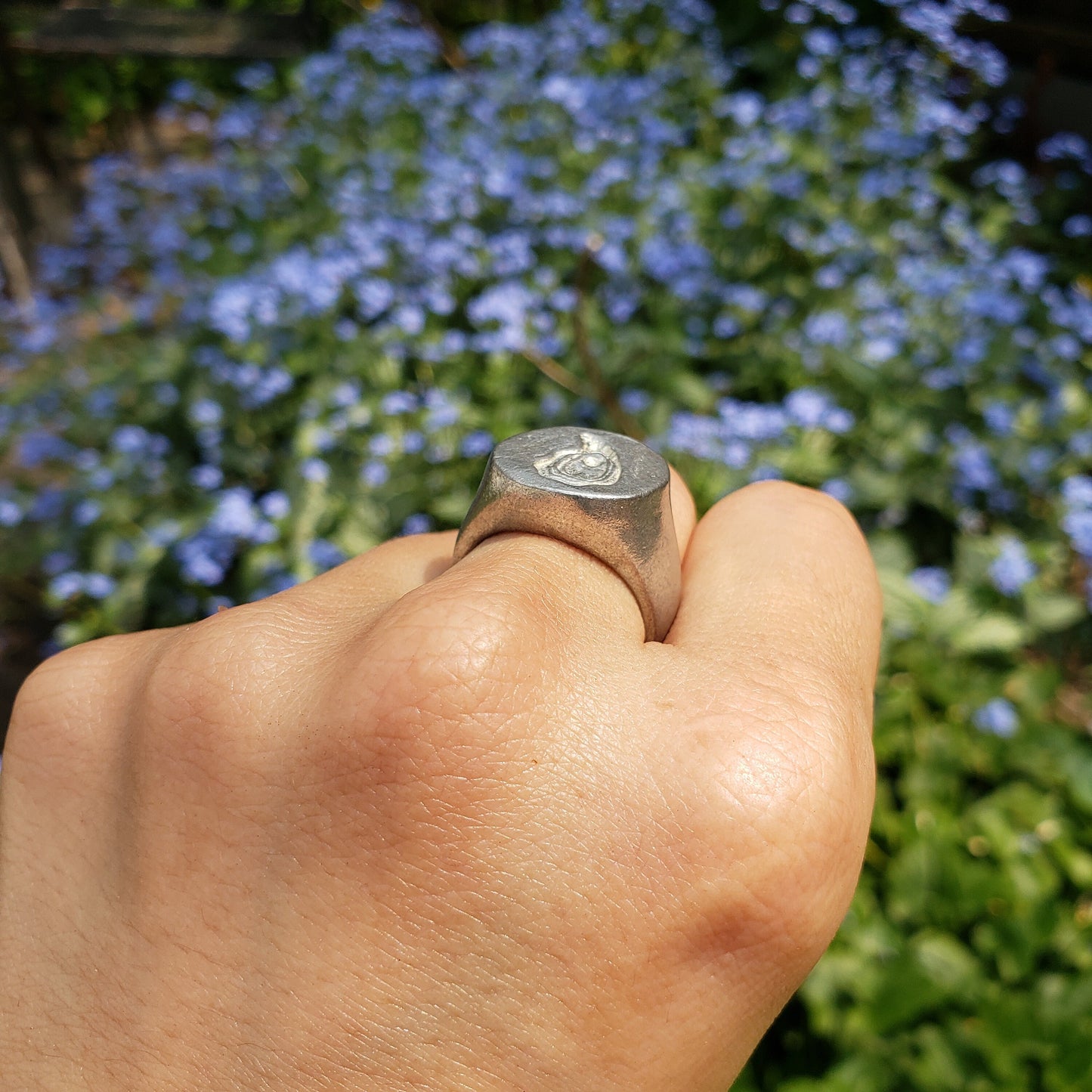 Oyster wax seal signet ring