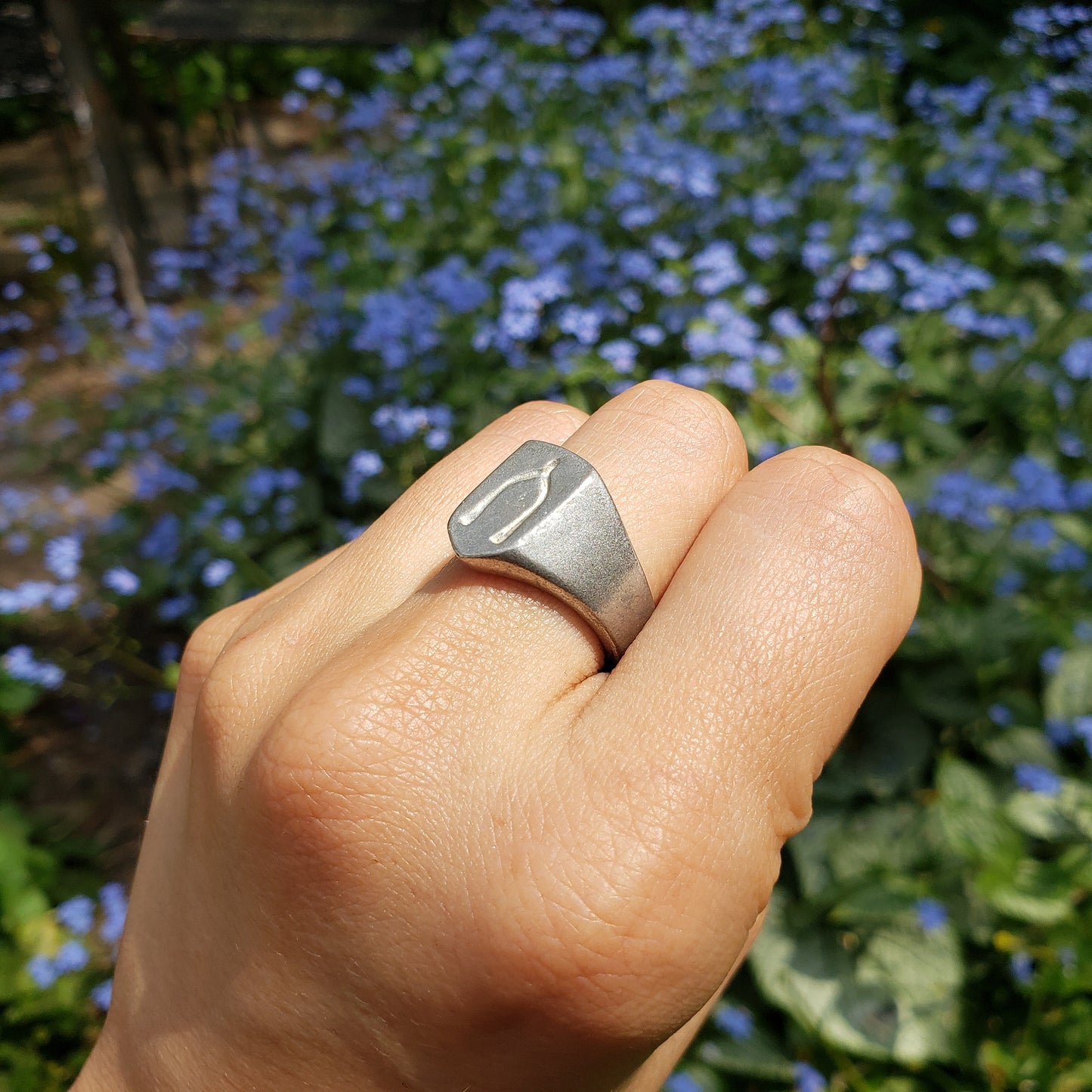 Wishbone wax seal signet ring