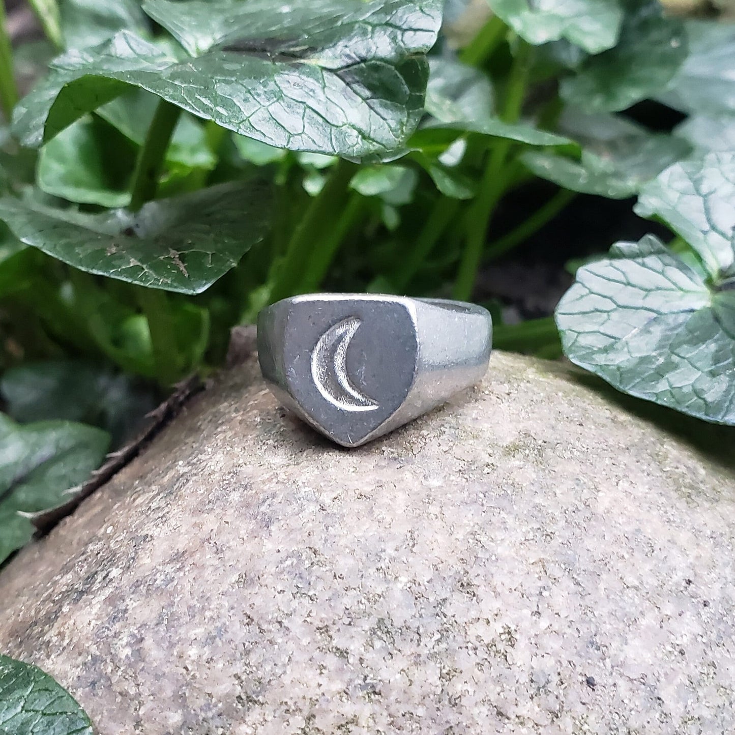 Moon sign wax seal signet ring