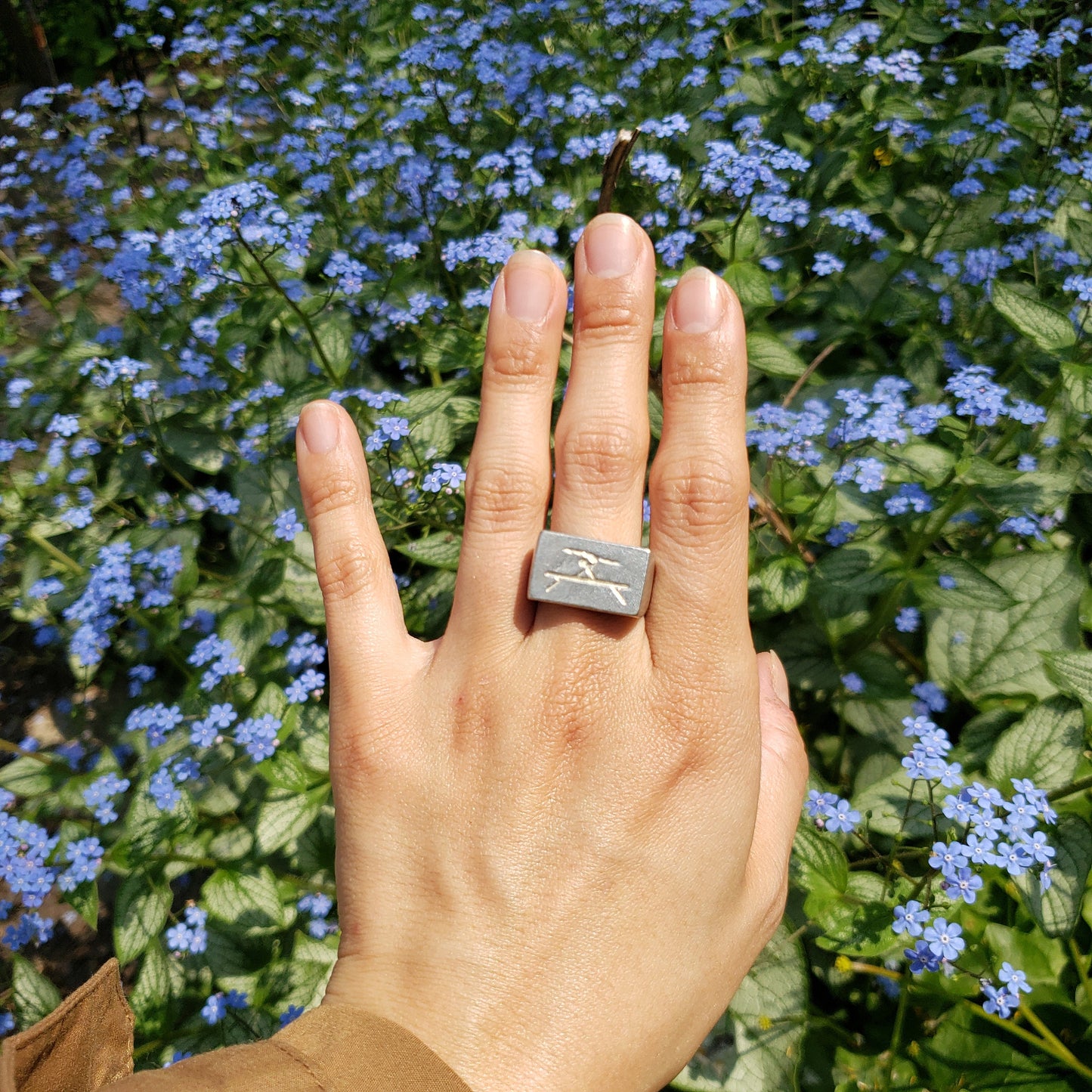 Balance beam wax seal signet ring