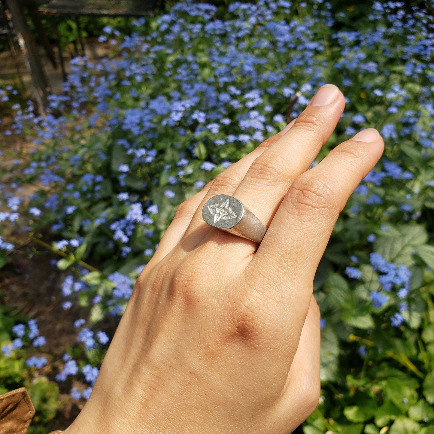 Mint wax seal signet ring