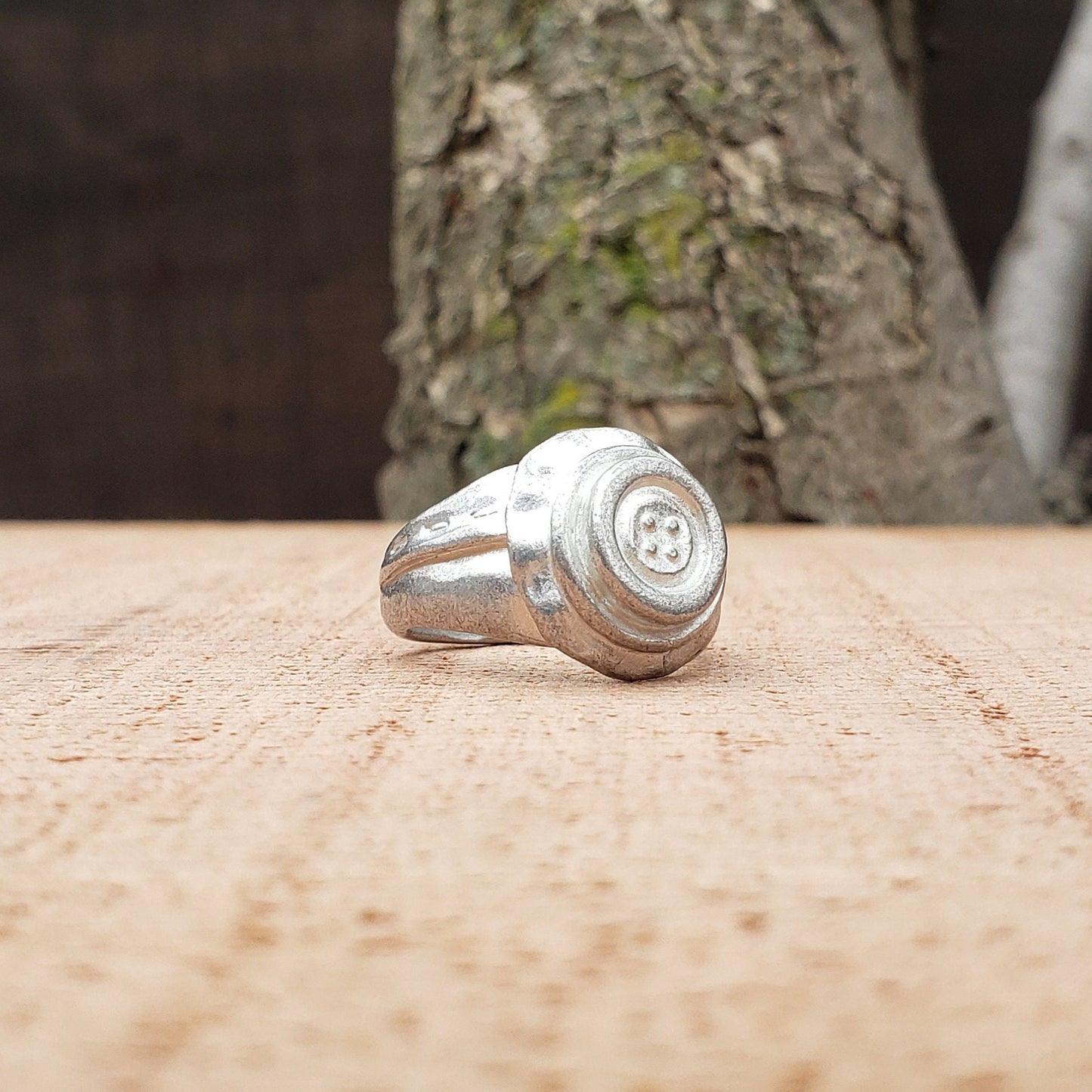 Button wax seal signet ring