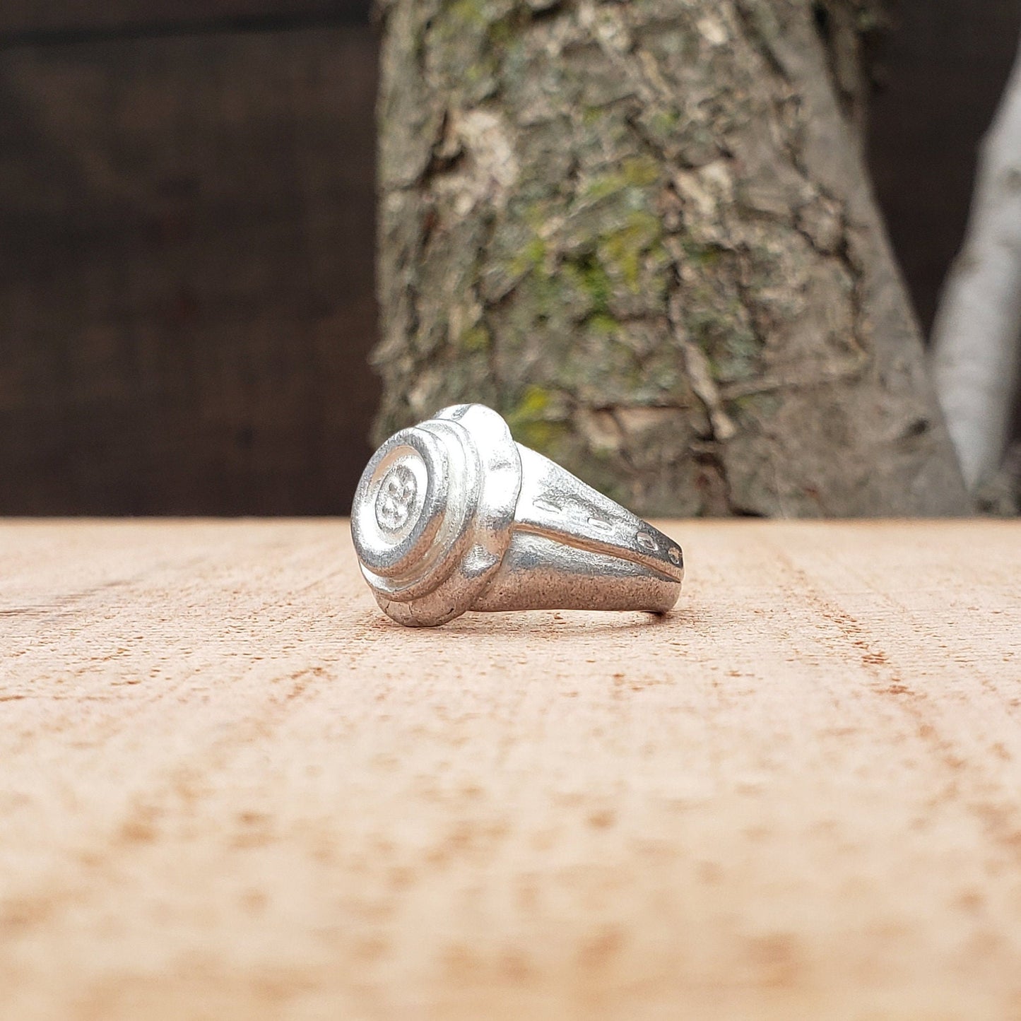 Button wax seal signet ring