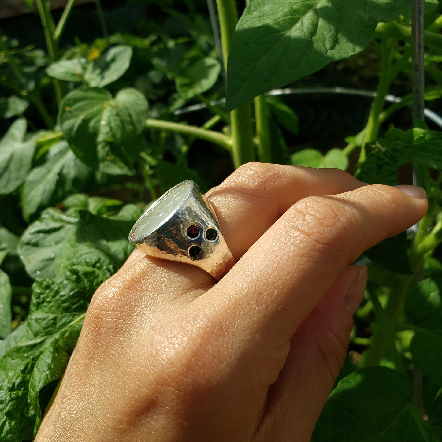 Apple snake intaglio jade silver ring