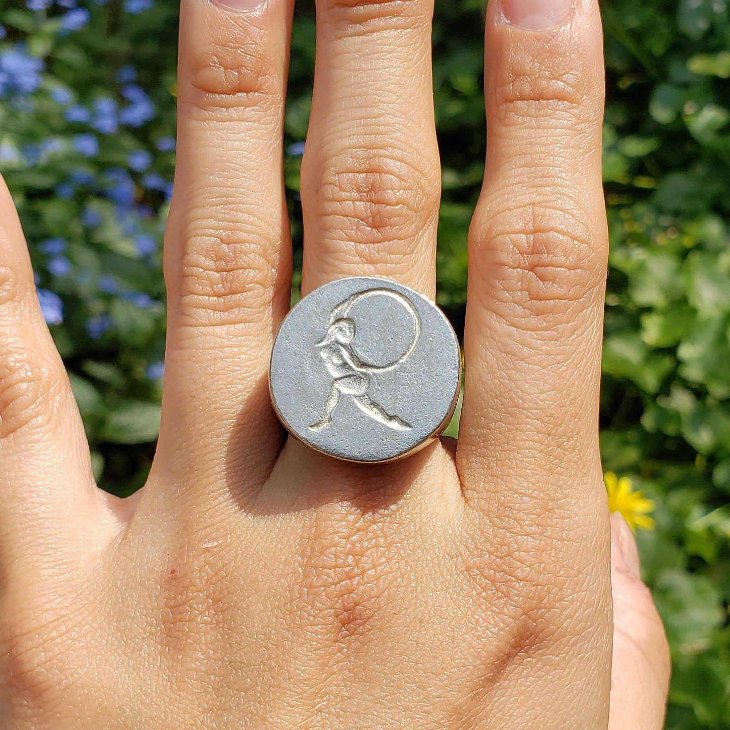 Gymnastics hoop wax seal signet ring