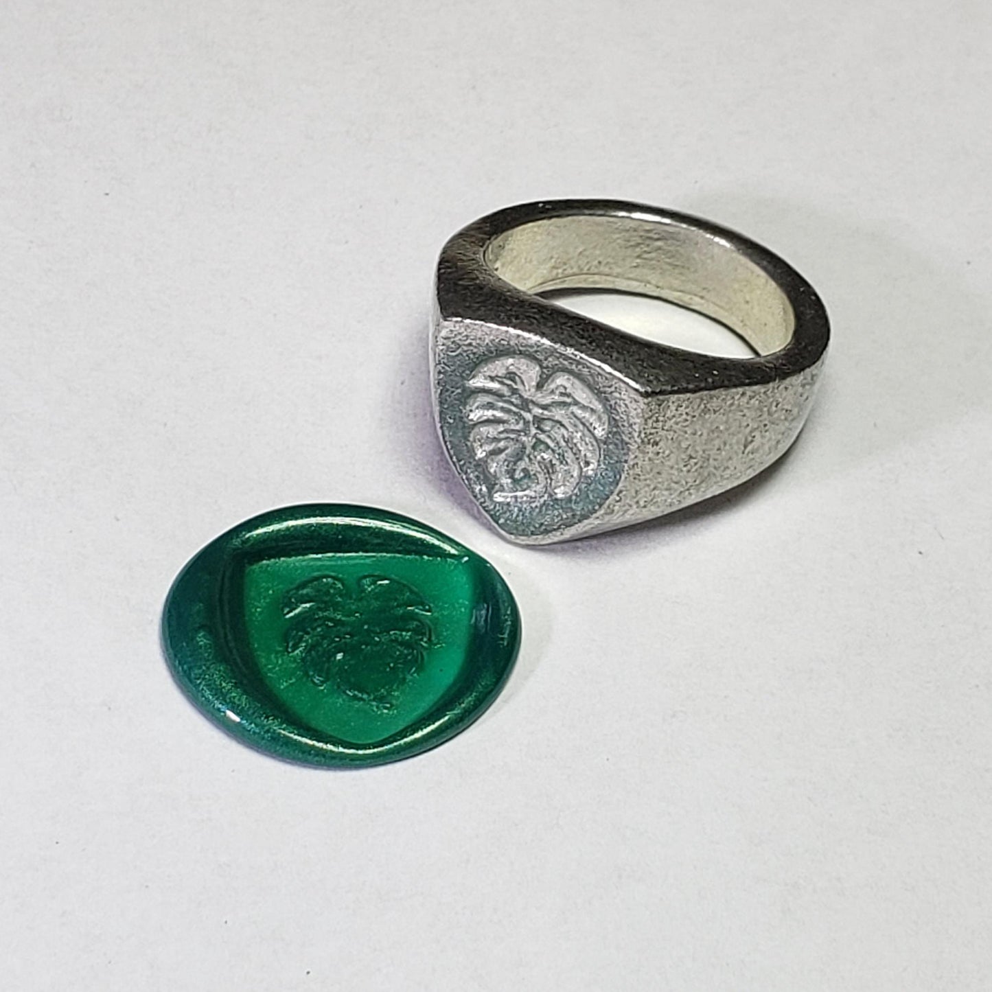 Monstera leaf wax seal signet ring