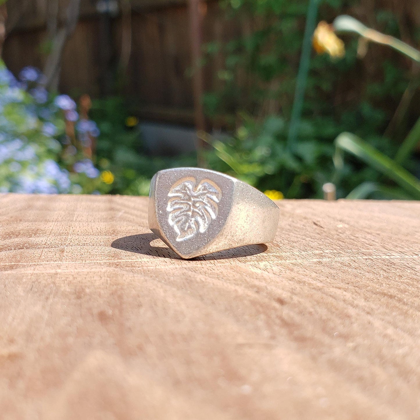 Monstera leaf wax seal signet ring