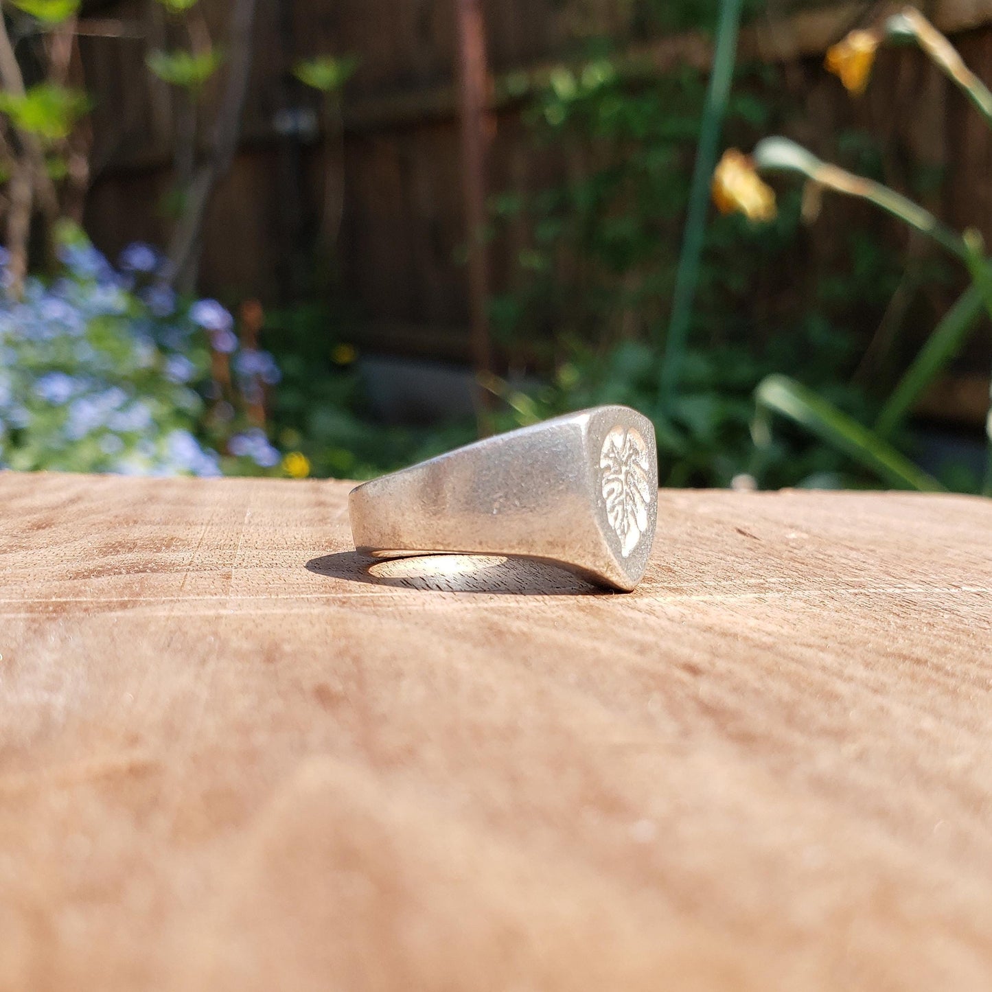 Monstera leaf wax seal signet ring