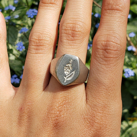 Foxglove wax seal signet ring