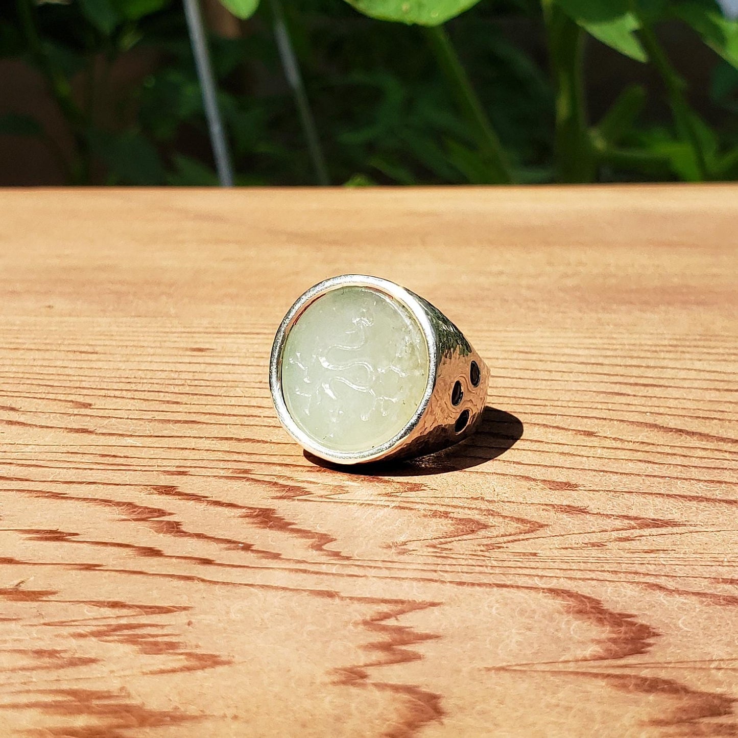 Apple snake intaglio jade silver ring