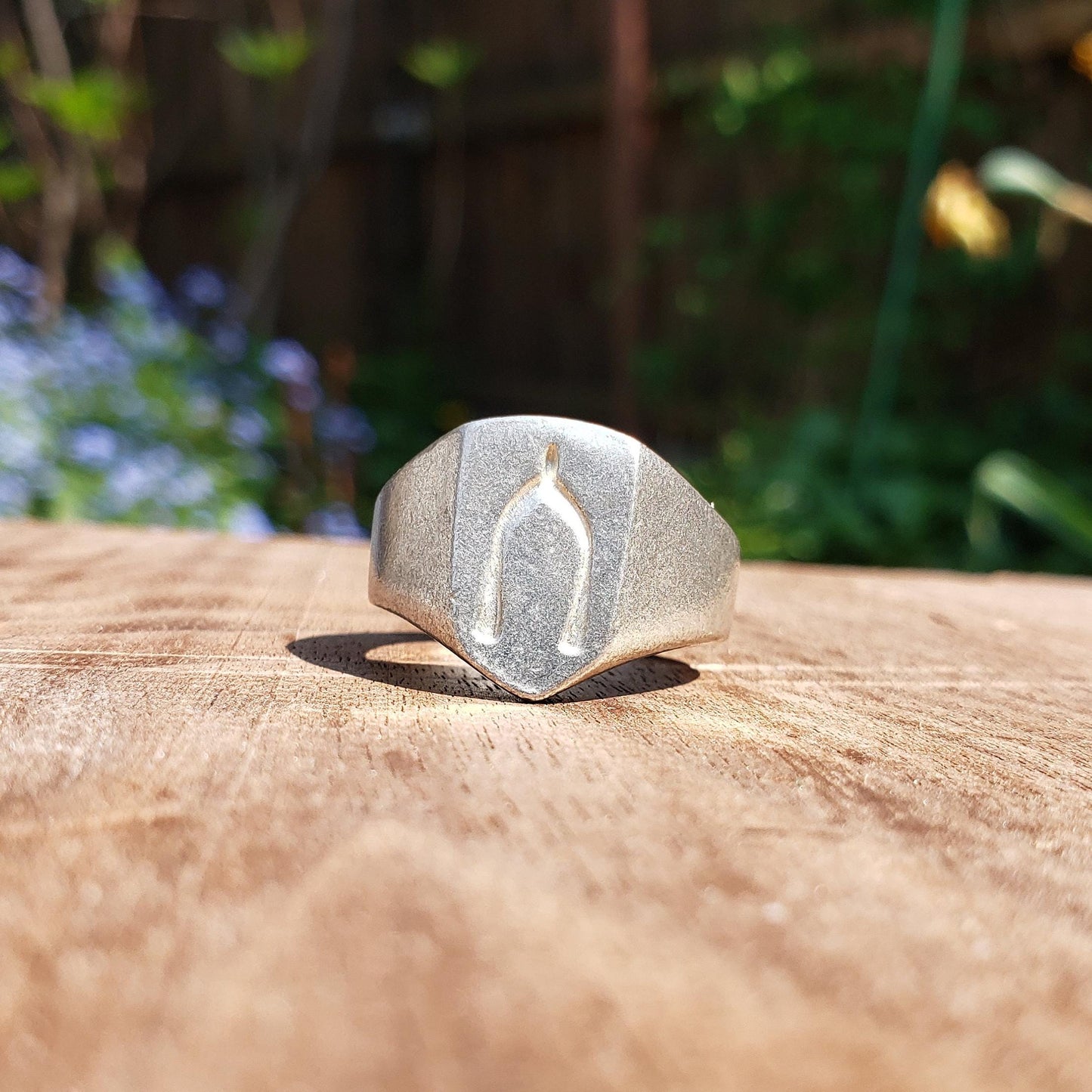 Wishbone wax seal signet ring