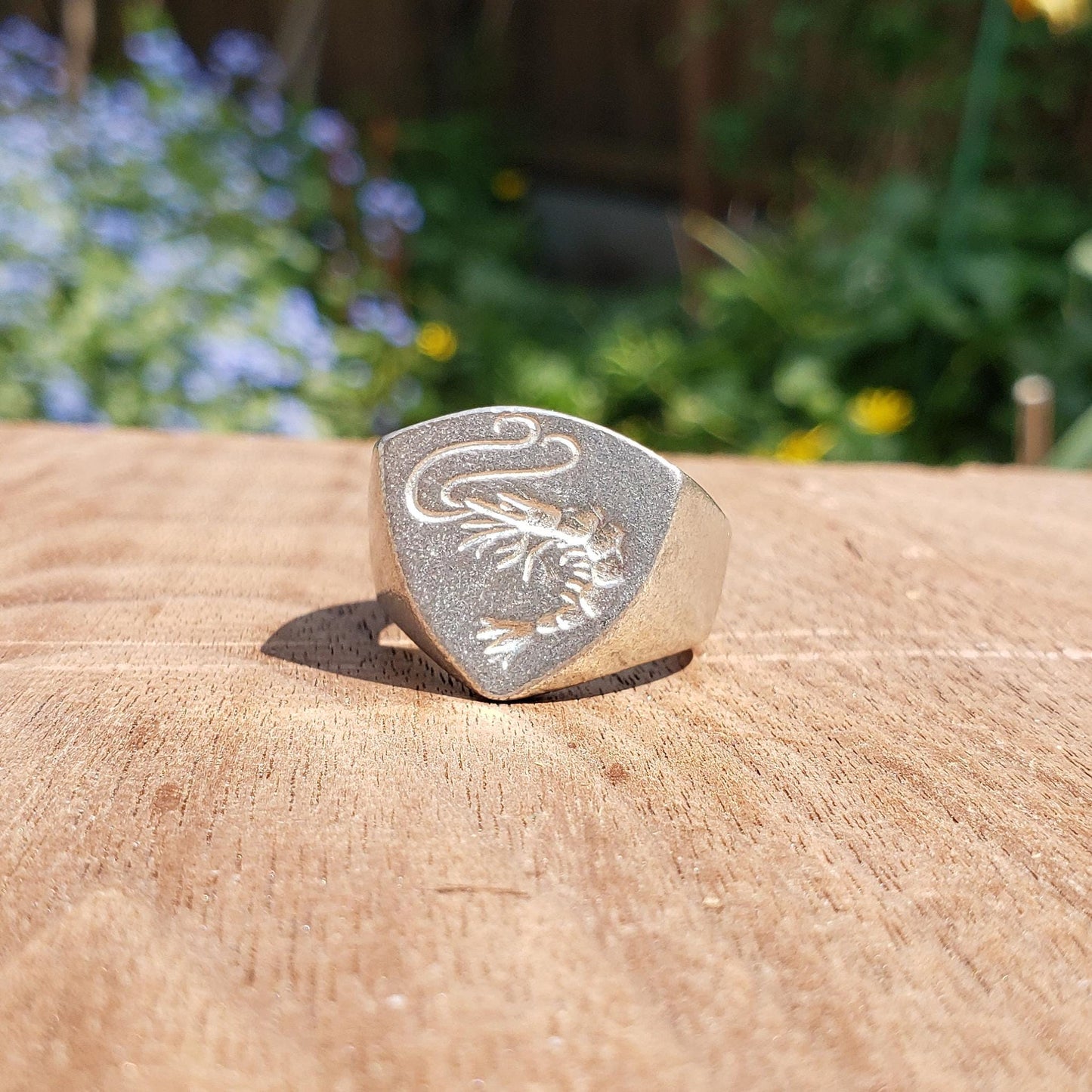 Shrimp wax seal signet ring