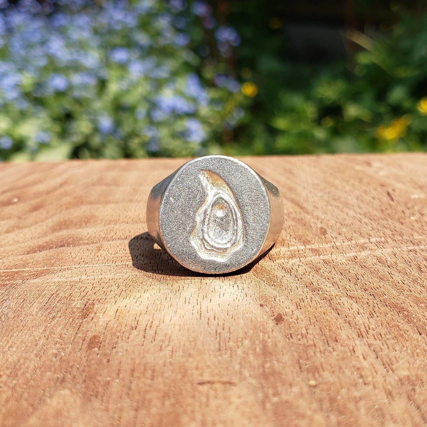 Oyster wax seal signet ring