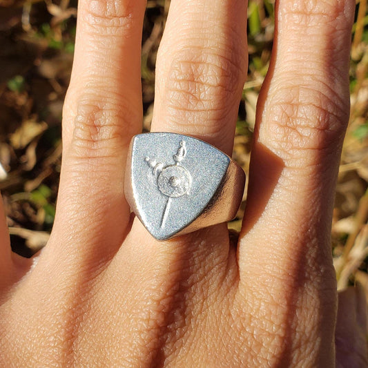 Rapier and buckler wax seal signet ring