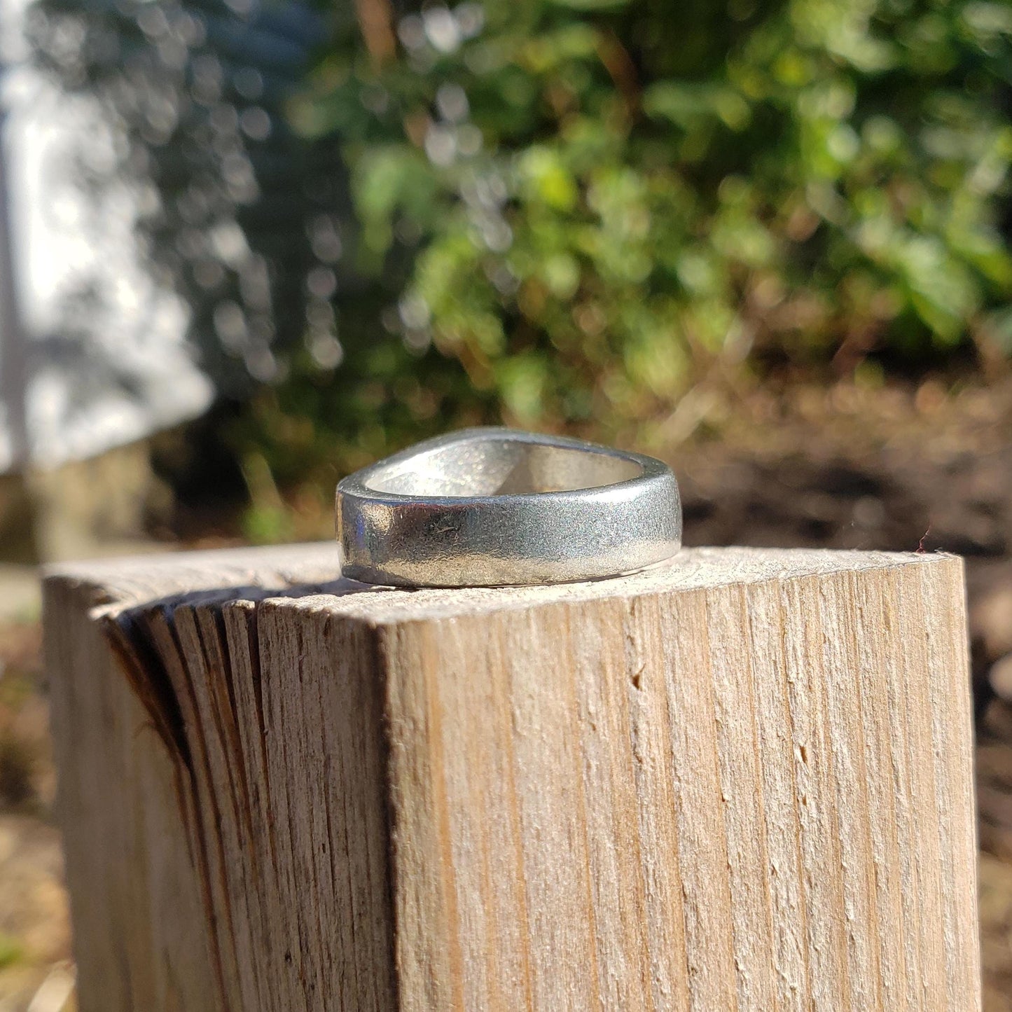 Overhand knot wax seal signet ring
