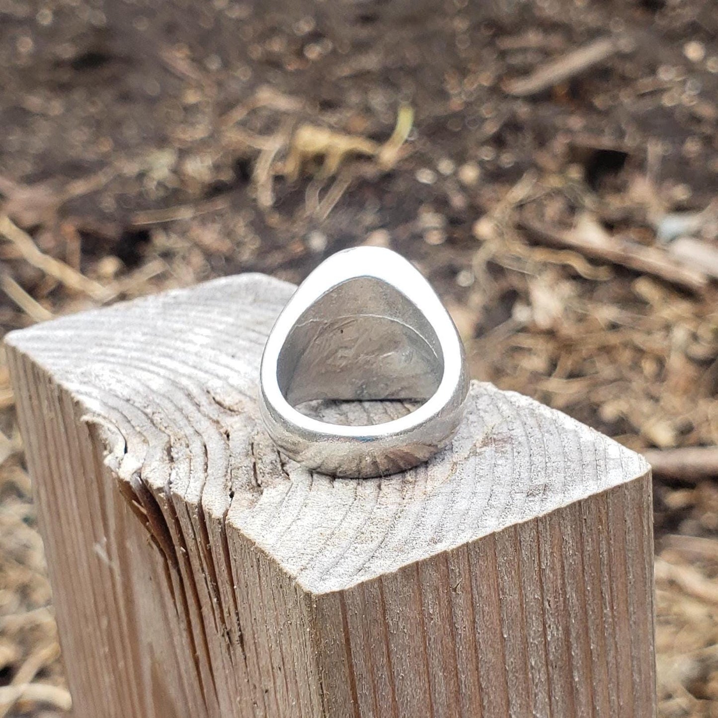 Bes wax seal signet ring
