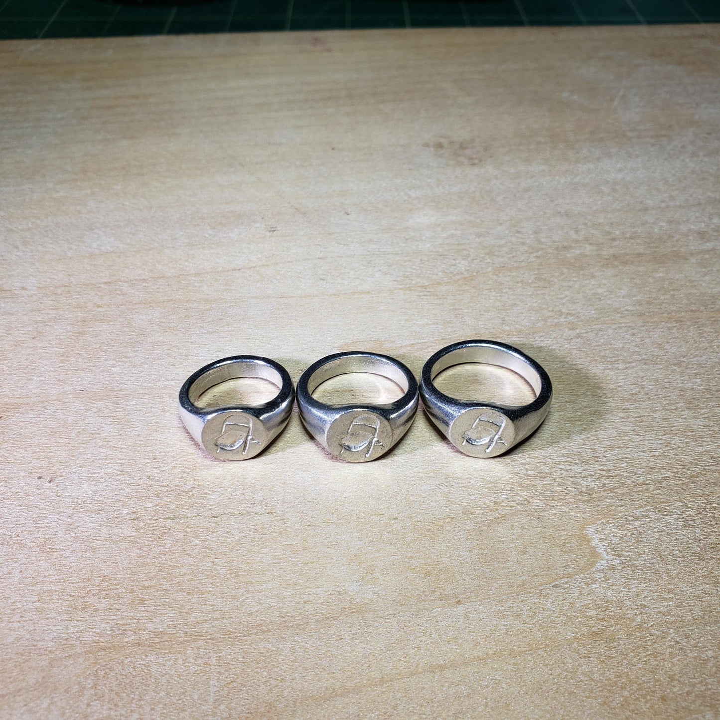Folding chair wax seal signet ring