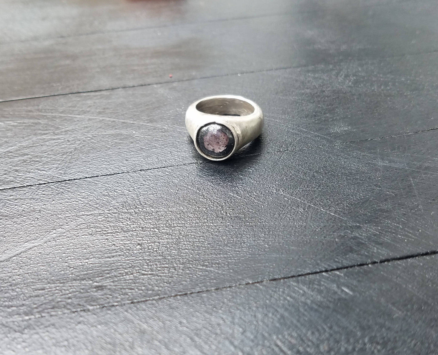 Natural black and white classical silver ring