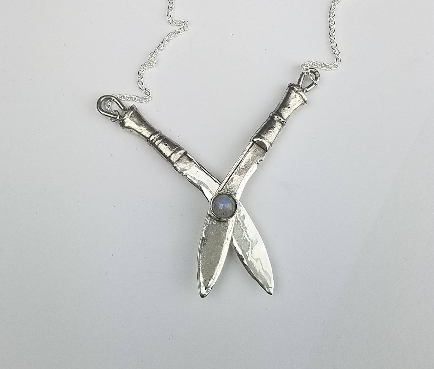 Crossed Khukri pendant