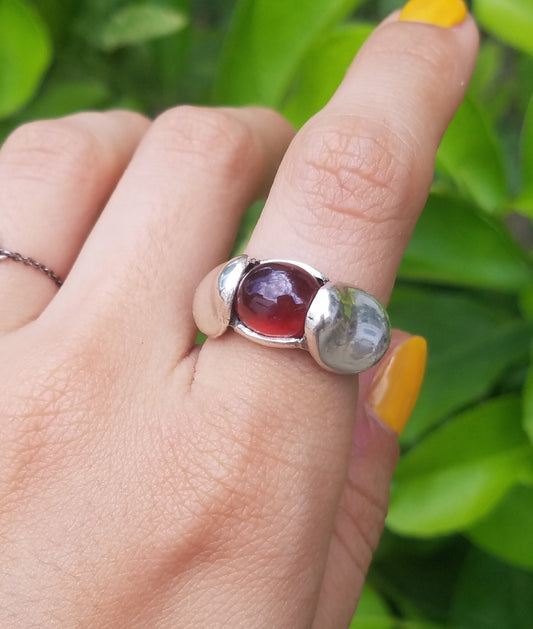 Hessionite garnet shouldered ring