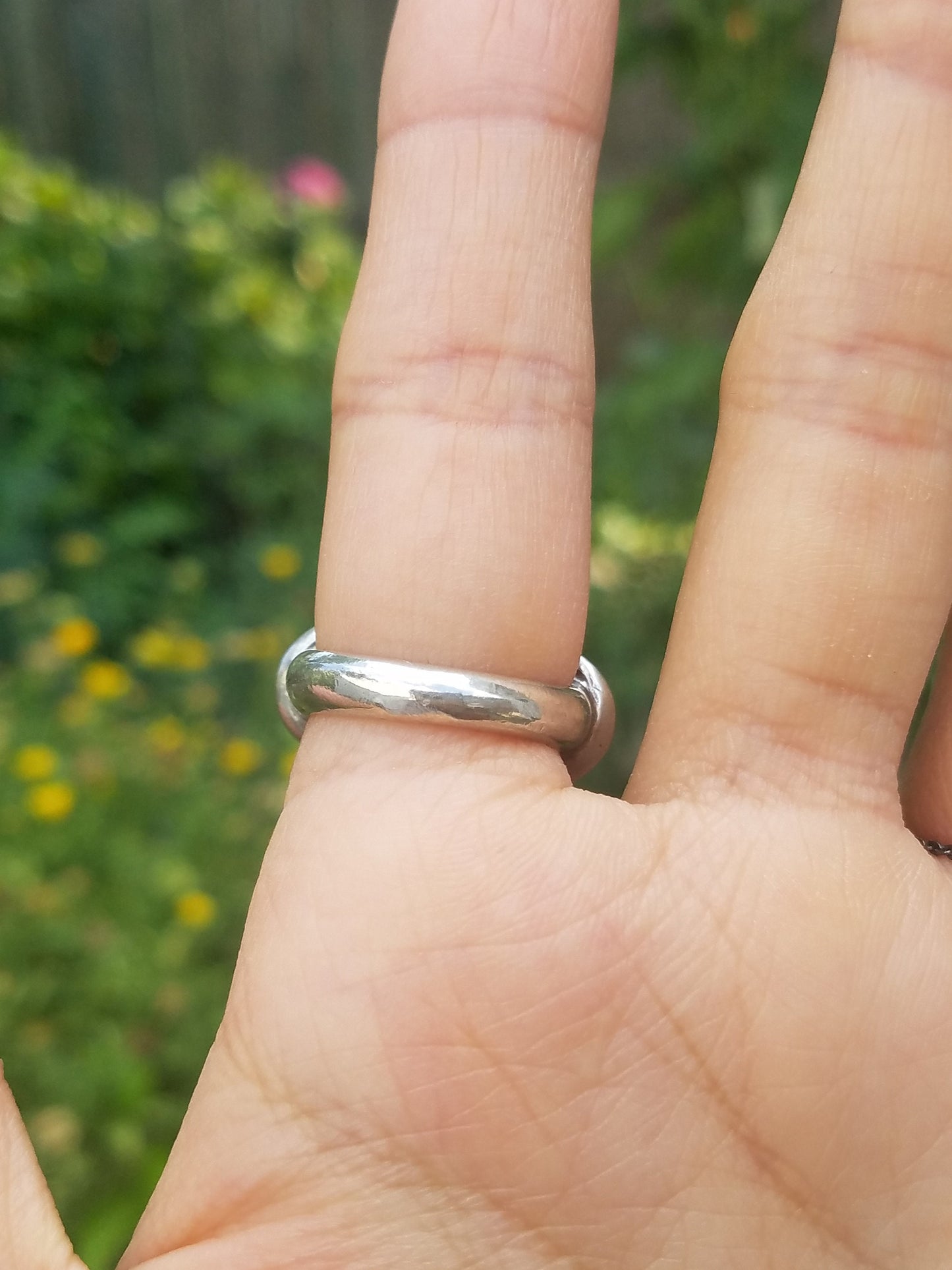 Hessionite garnet shouldered ring