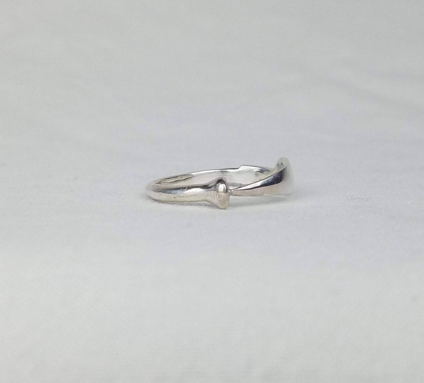 Zulu Iklwa bent spear ring