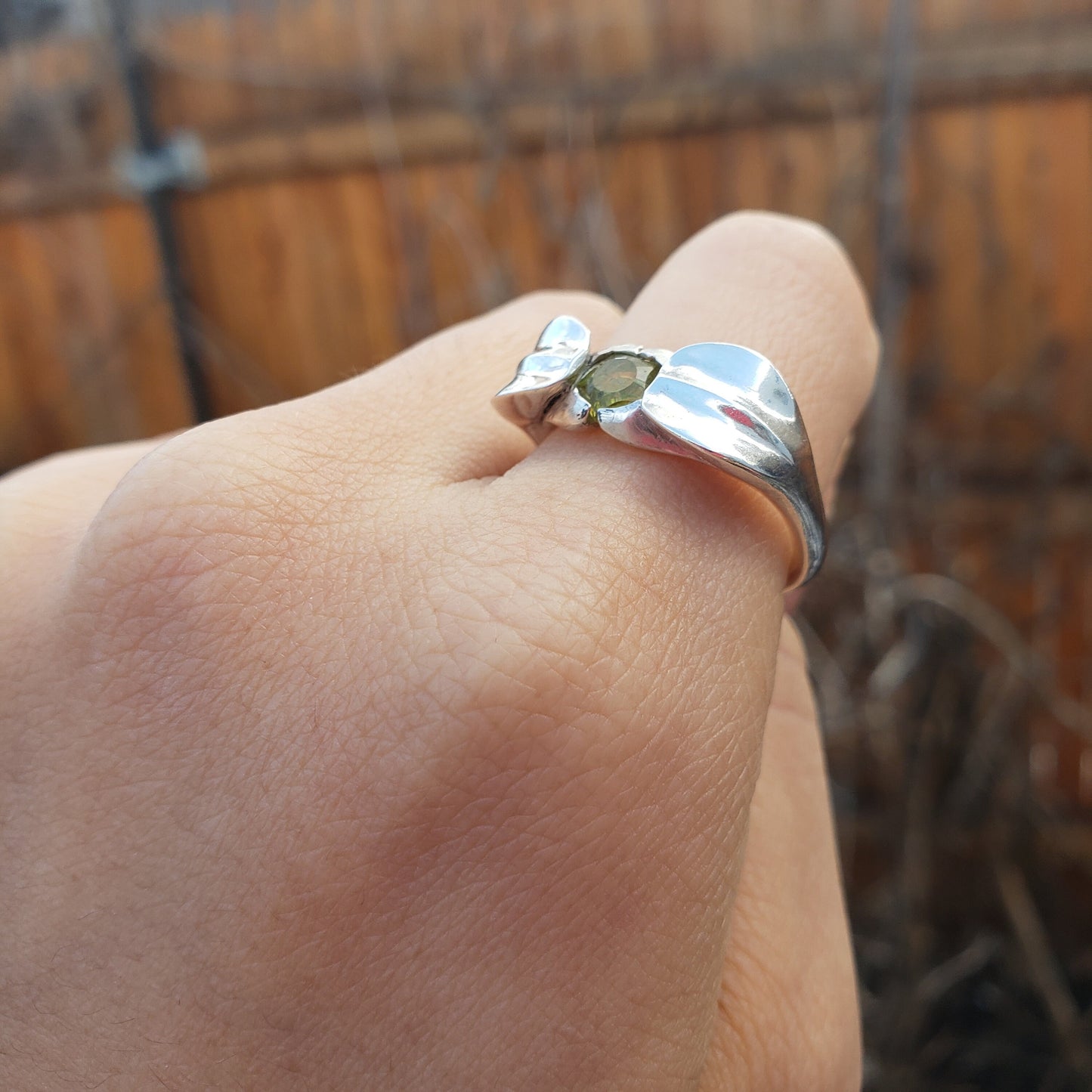 Reverse intaglio Skull green mali garnet ring