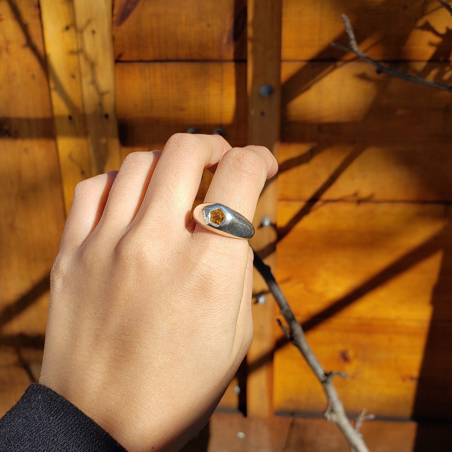 Fantasy bubble cut honey mali garnet silver ring