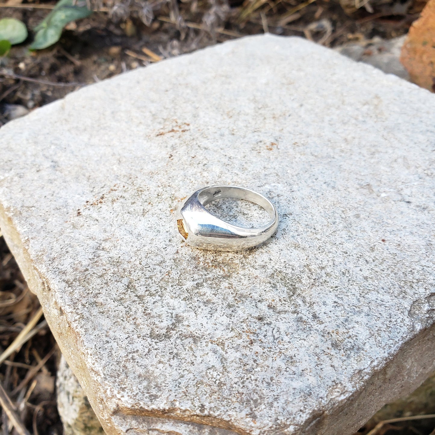 Fantasy bubble cut honey mali garnet silver ring