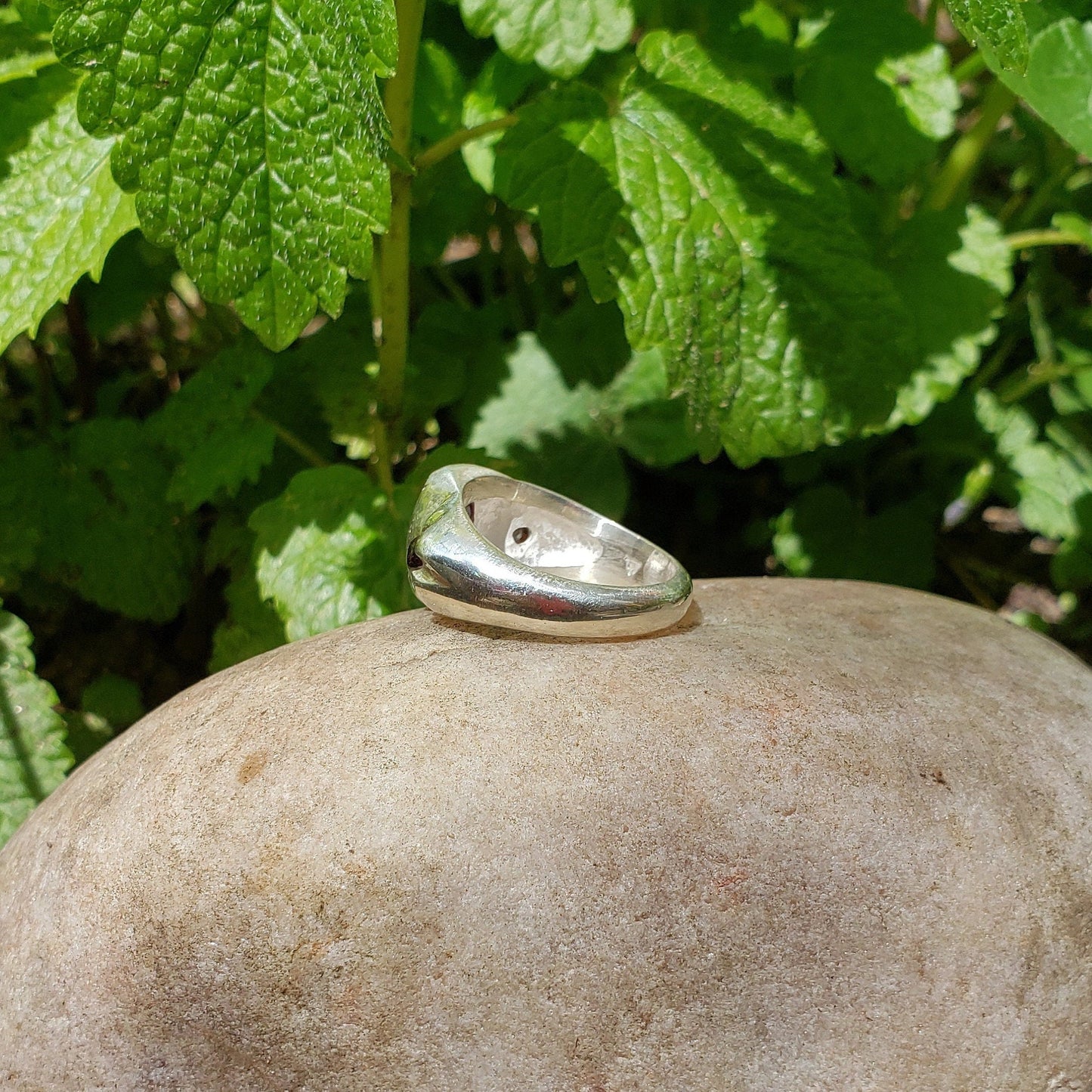 Rhodolite Reverse Intaglio Face ring