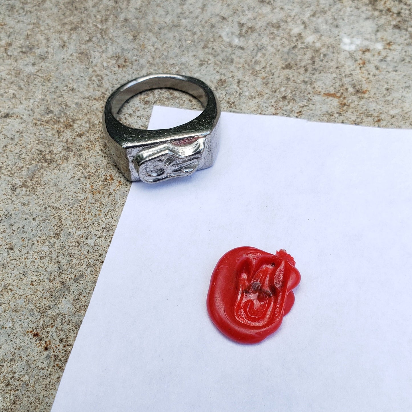 Crocodile shadow puppet wax seal signet ring