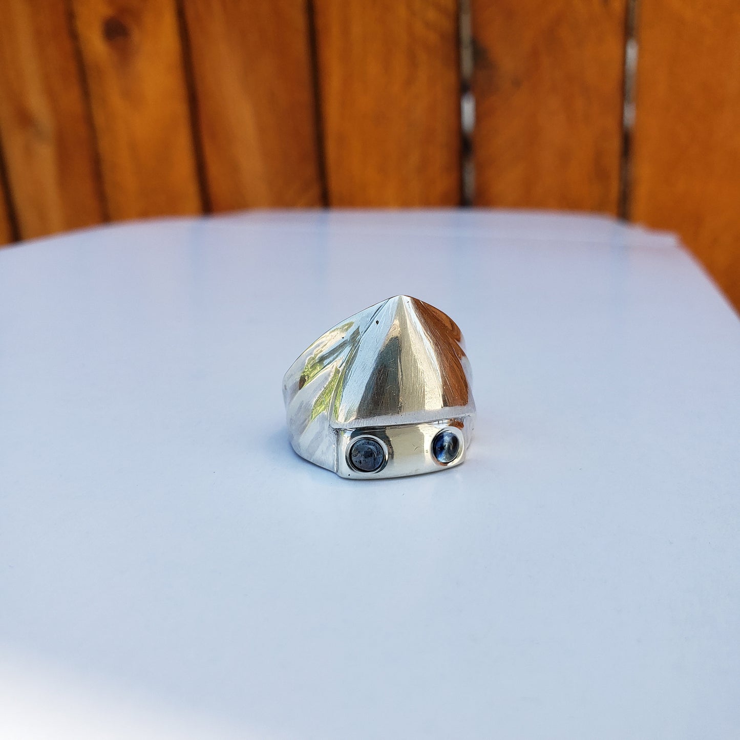 Sapphire eyed cuttlefish head ring