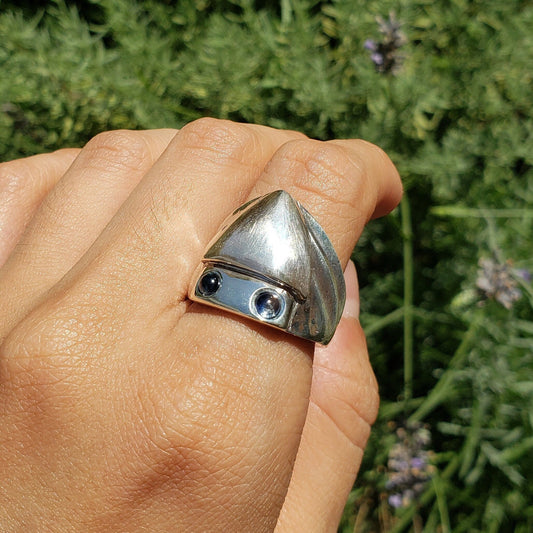 Sapphire eyed cuttlefish head ring