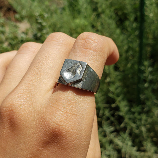 Nice pear wax seal signet ring