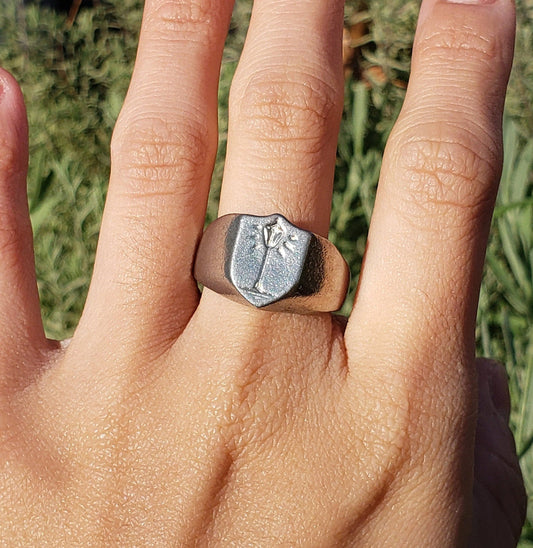 Lamp post wax seal signet ring