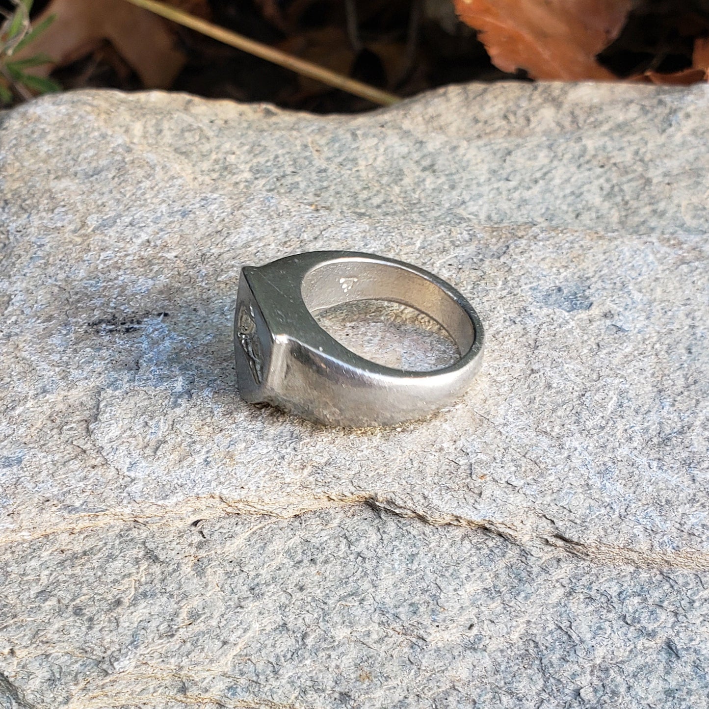 Log wax seal signet ring