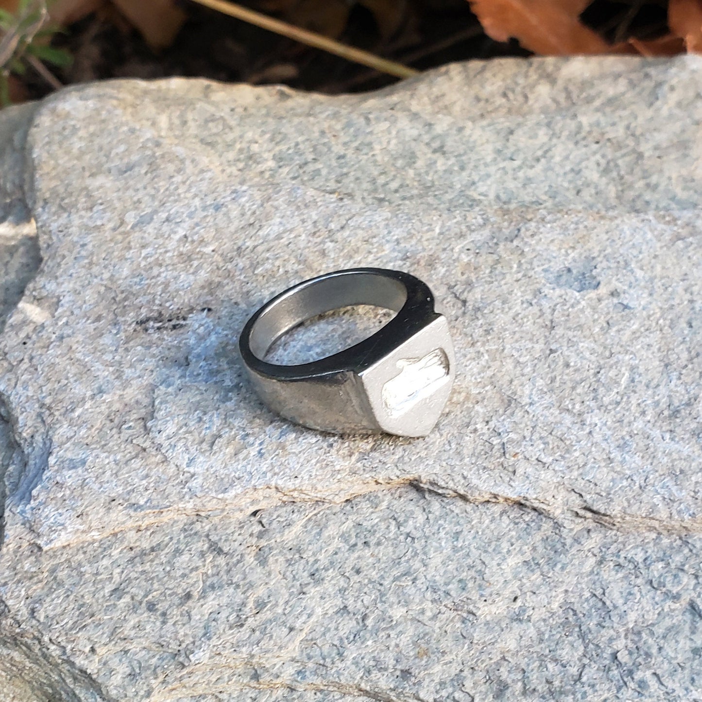 Log wax seal signet ring