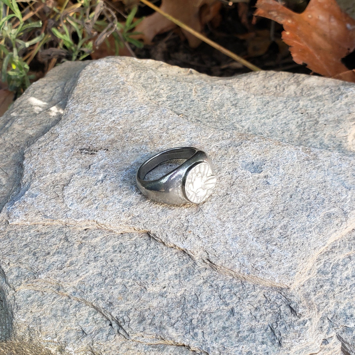 Frog pad wax seal signet ring