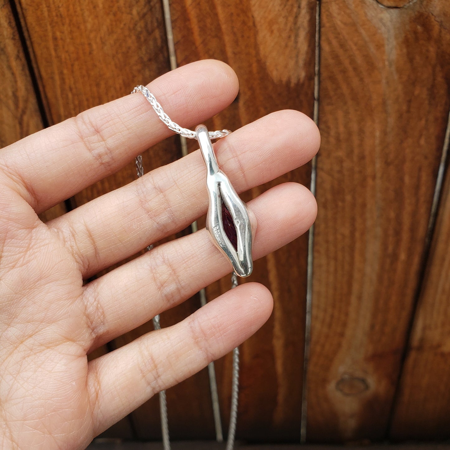 Tulip intaglio amethyst pendant