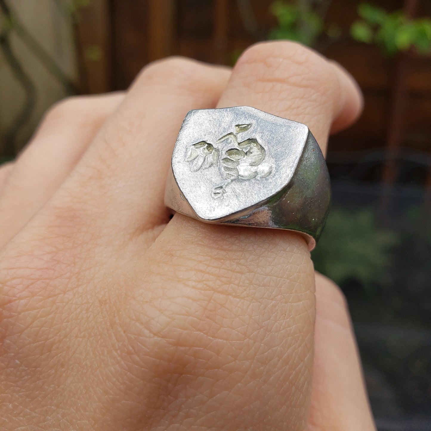 Flower pluckin wax seal signet ring