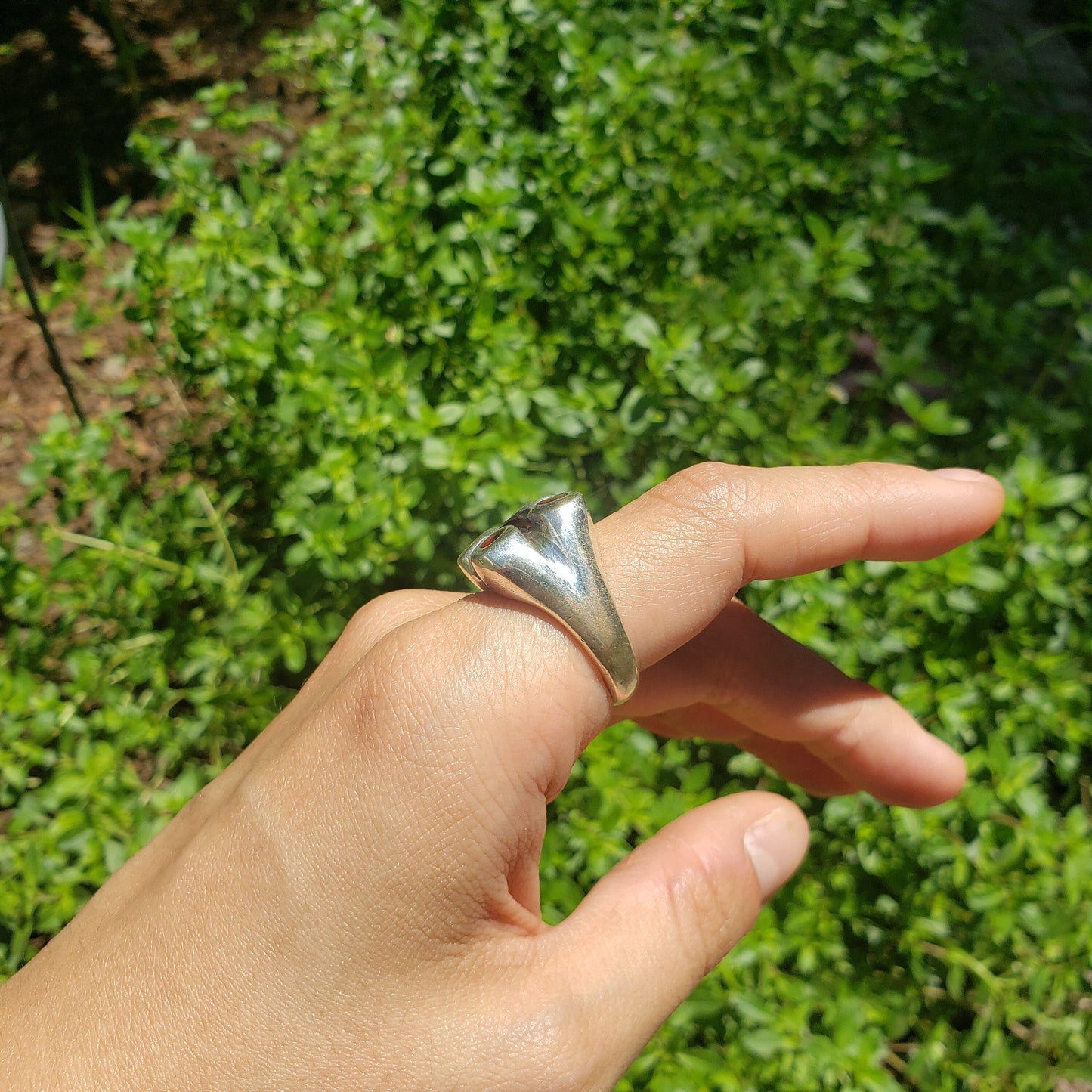 5 stone garnet ring