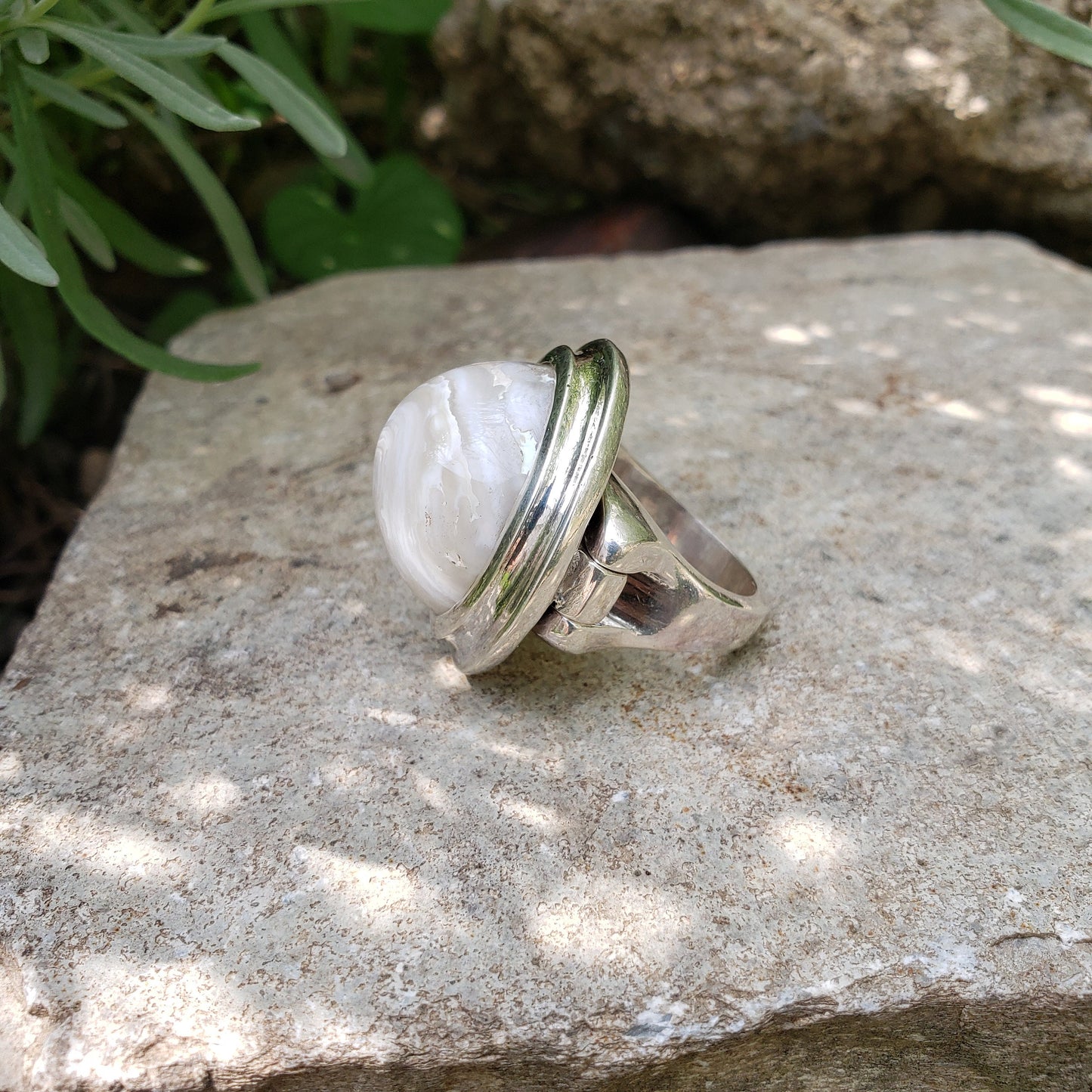 quartz geode poison ring