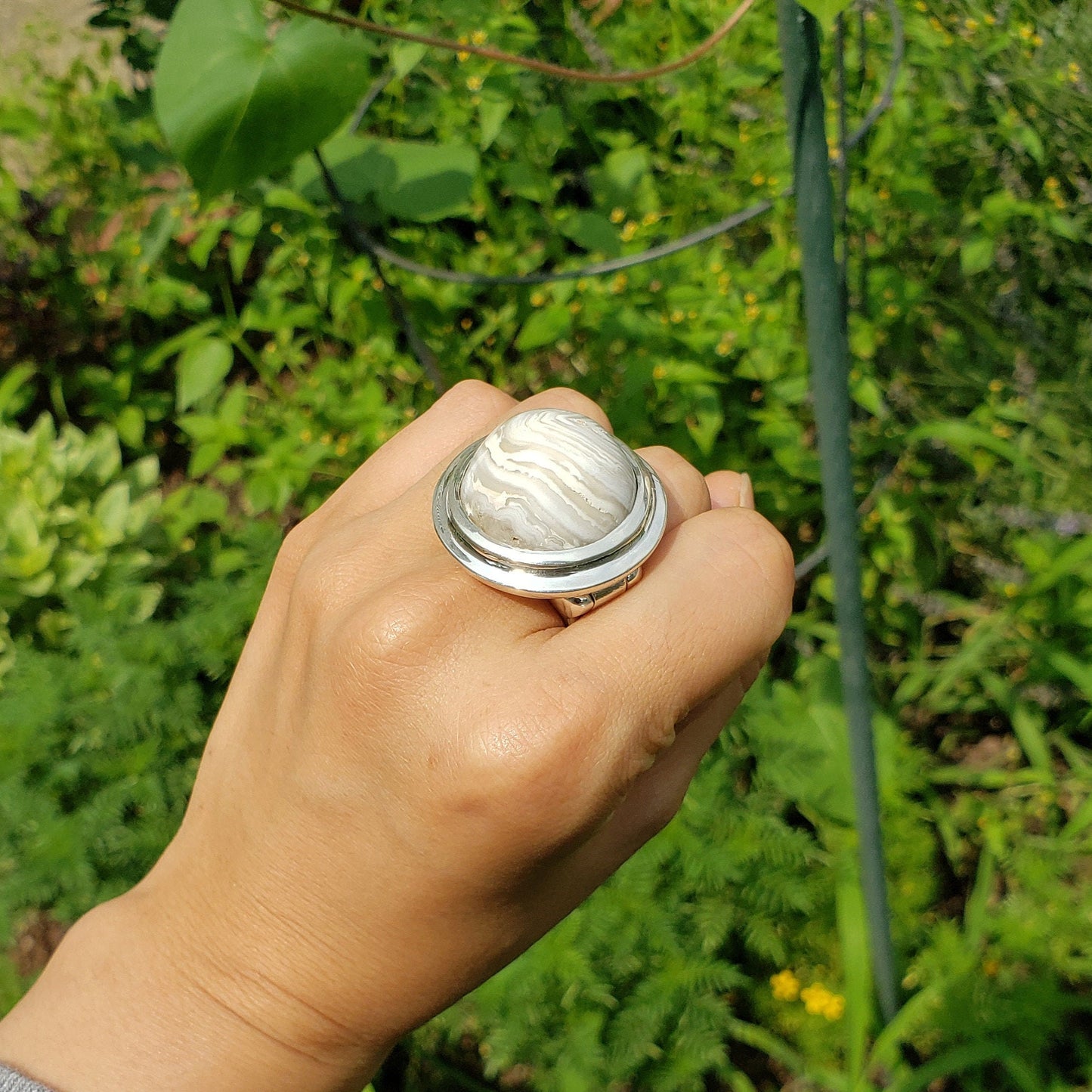 quartz geode poison ring