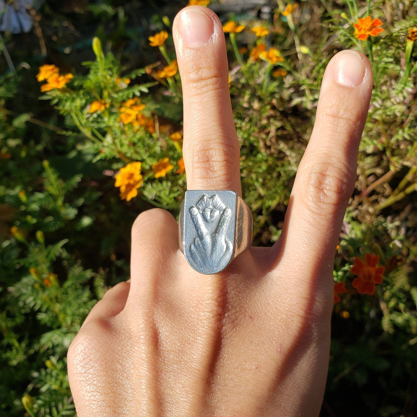 Cunnilingus hand sign wax seal signet ring