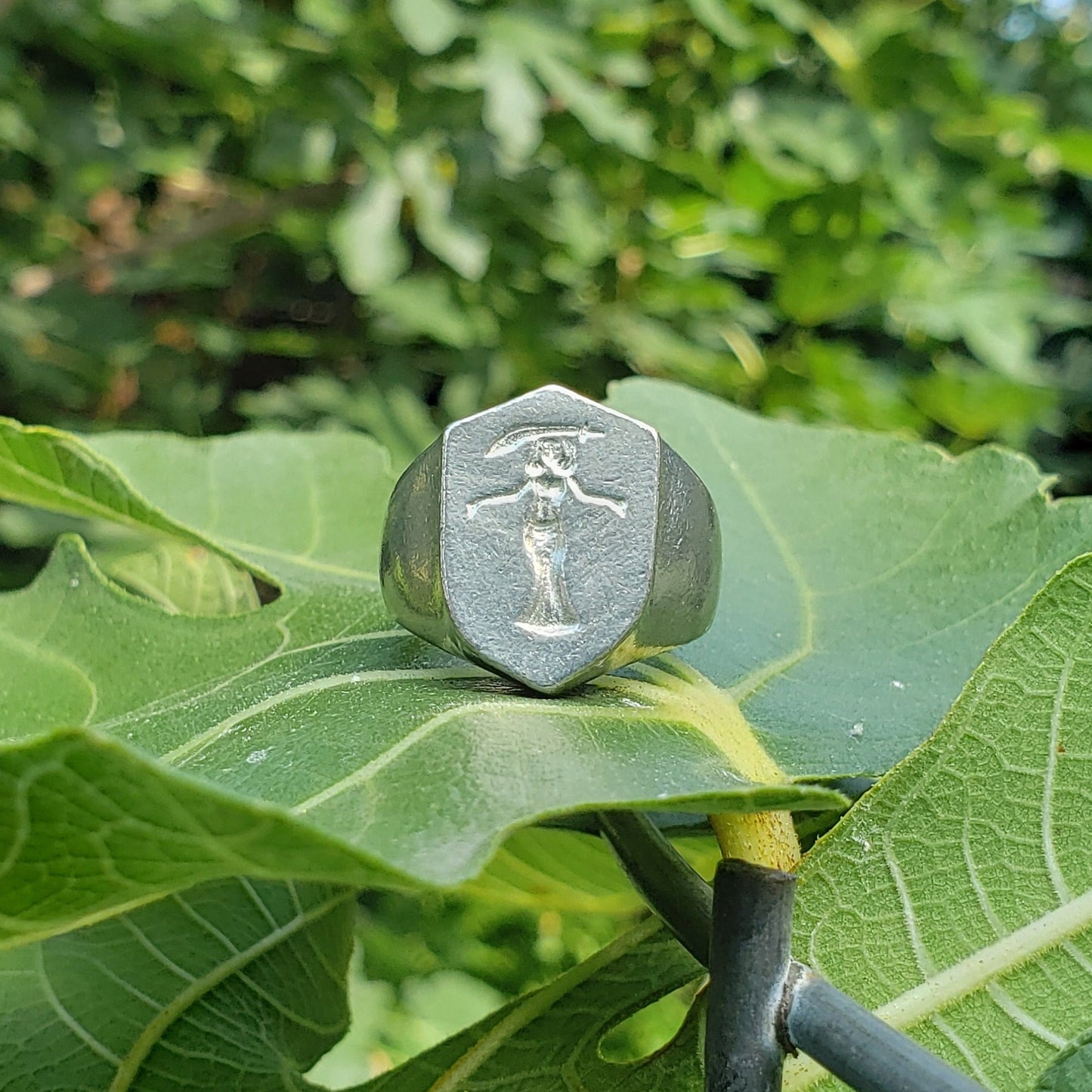 belly dancer wax seal signet ring