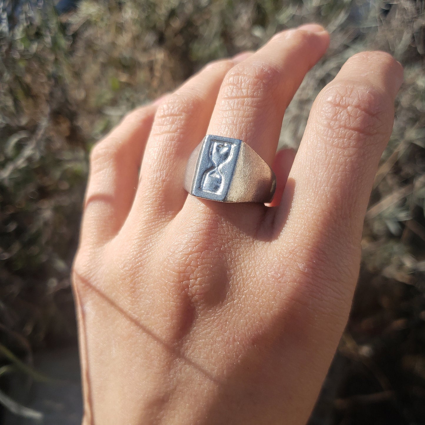 Hourglass wax seal signet ring