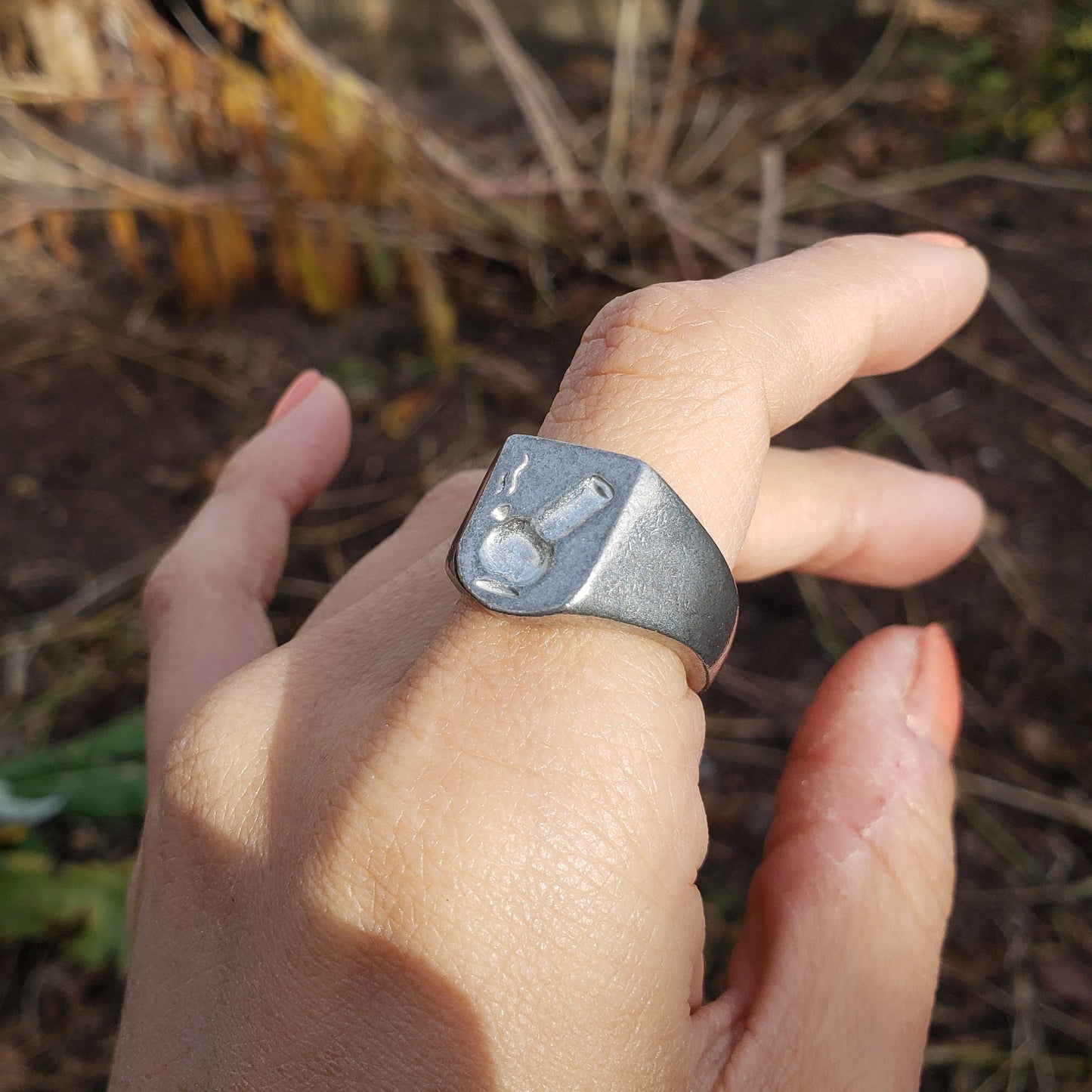 Bong wax seal signet ring